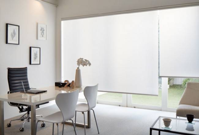 ロールスクリーン